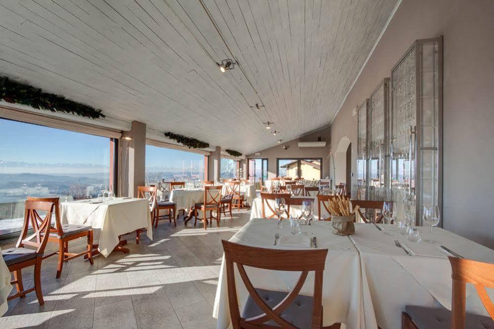 Hotel Ai Tardi Diano dʼAlba Zewnętrze zdjęcie